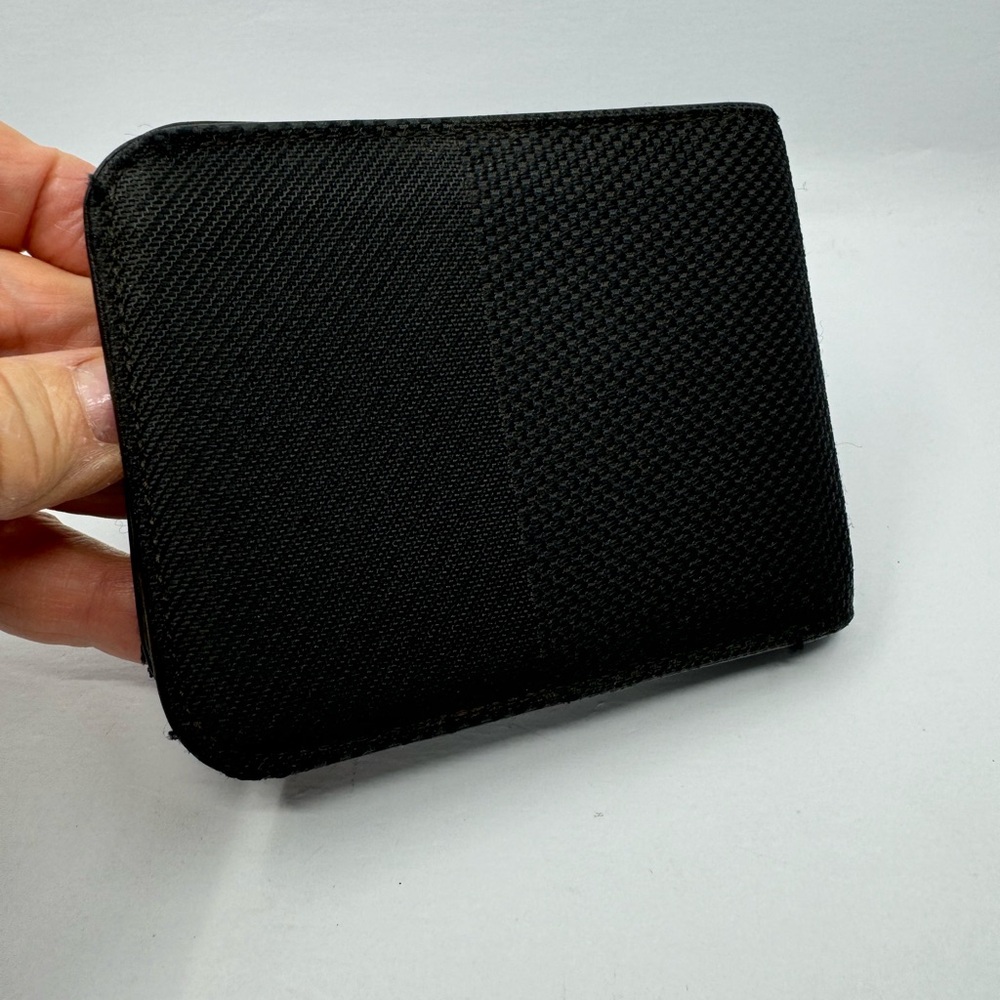 Louis Vuitton Noir Canvas Compact Black Wallet 25388 - Picture 2 of 6